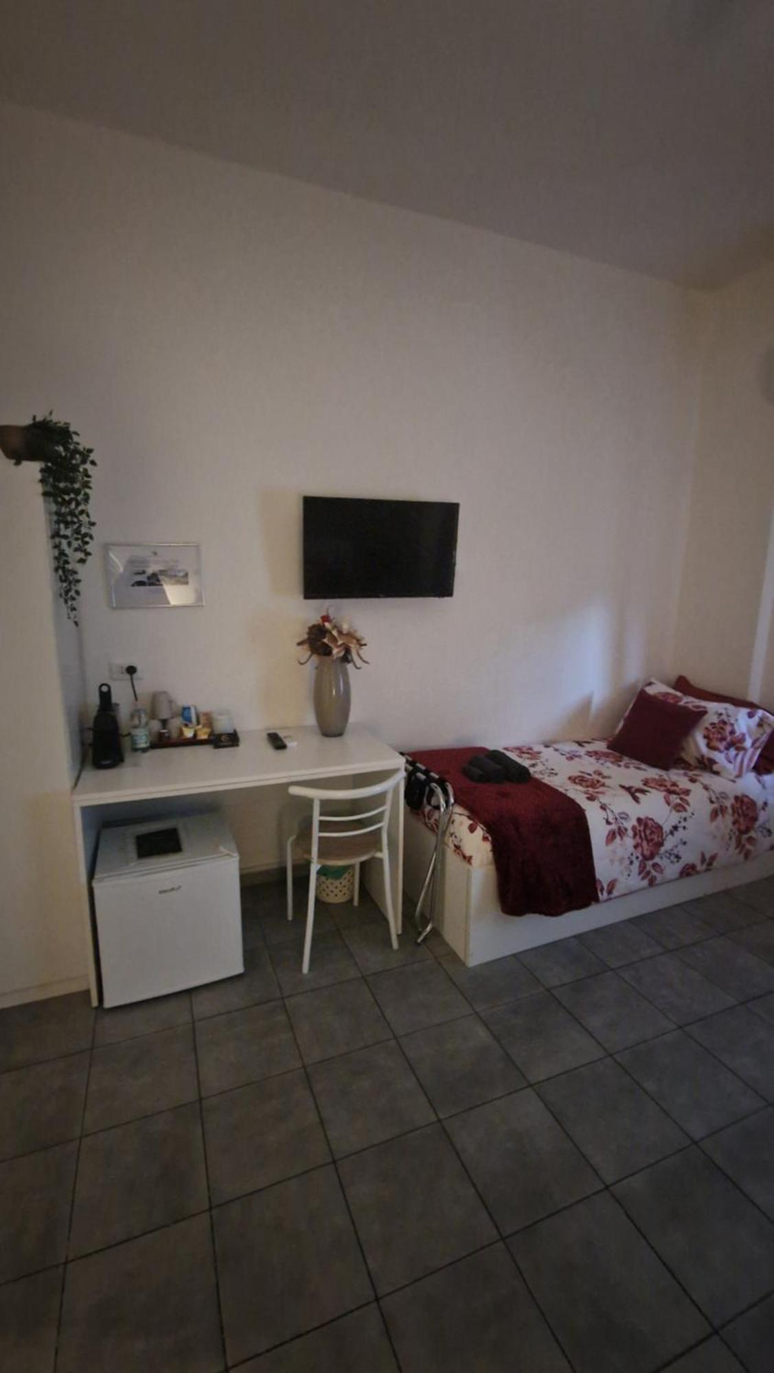 Cinquestanze Hotel Cosenza Kültér fotó